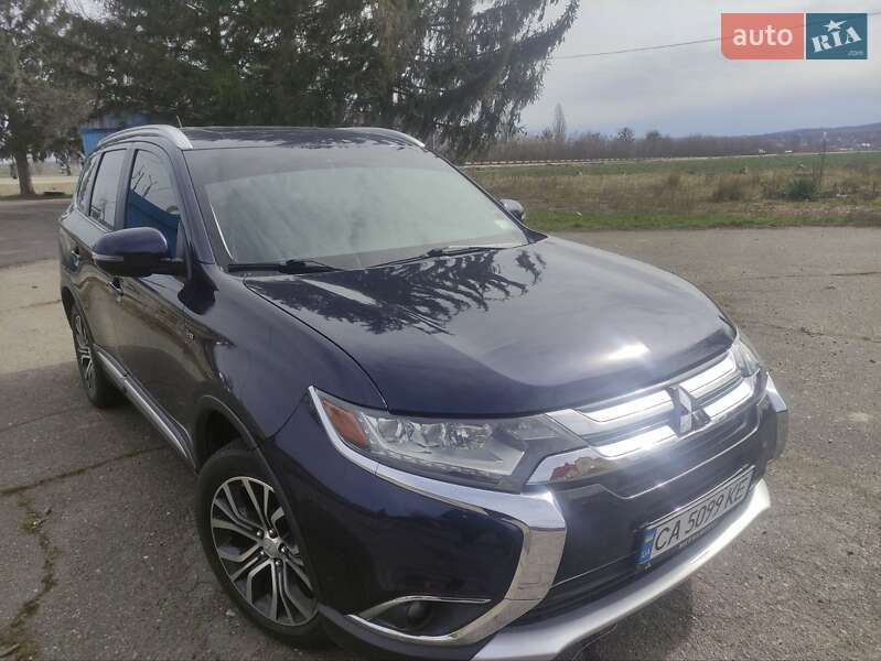 2016 mitsubishi outlander