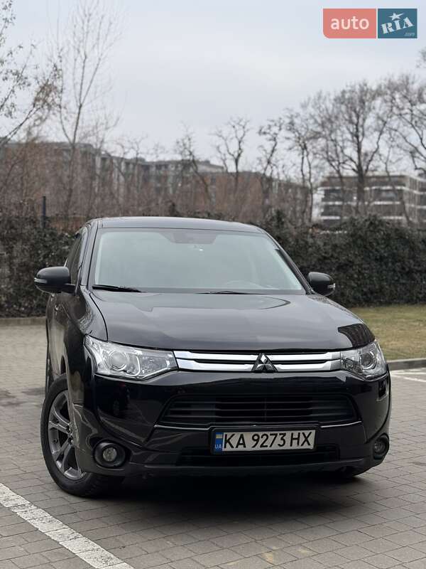 2014 mitsubishi outlander