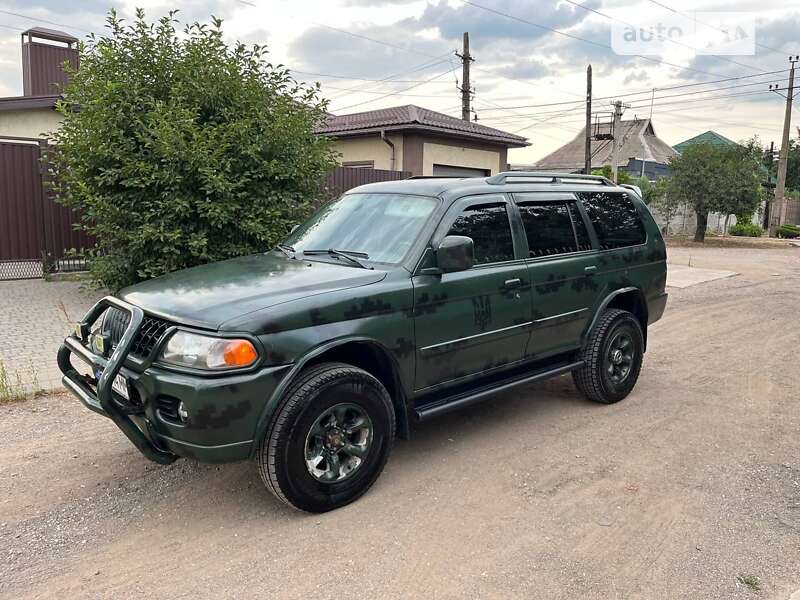 2003 mitsubishi montero sport
