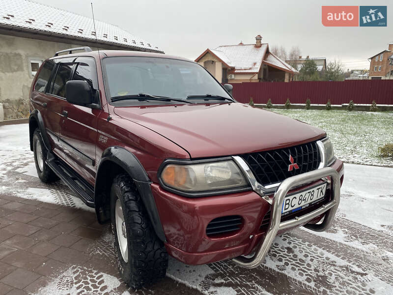 2001 mitsubishi montero