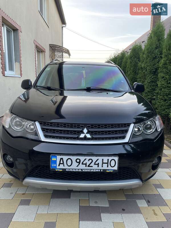 2007 MITSUBISHI Outlander