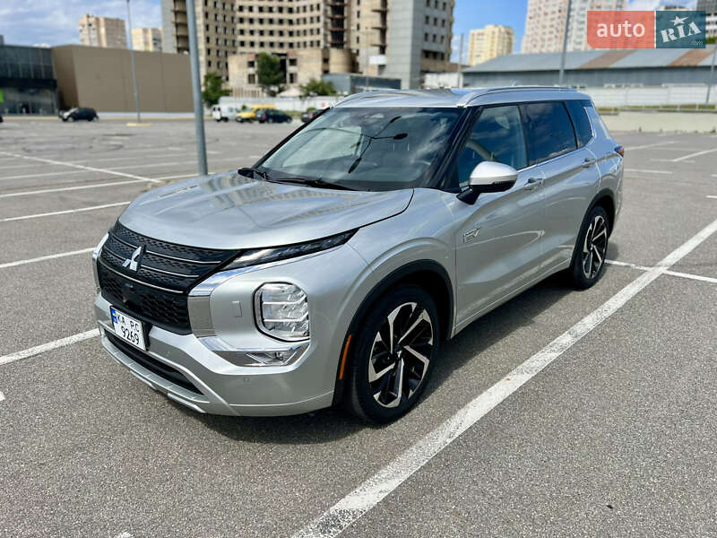 2023 mitsubishi outlander