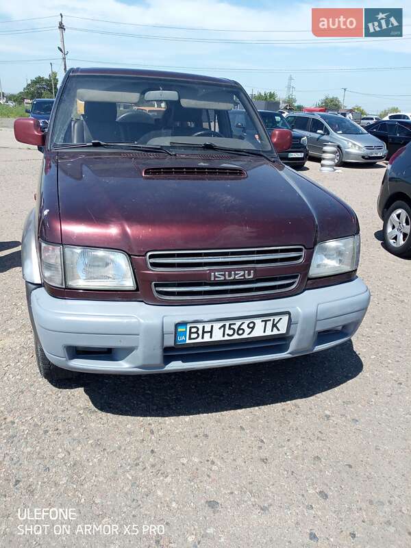 2002 isuzu trooper