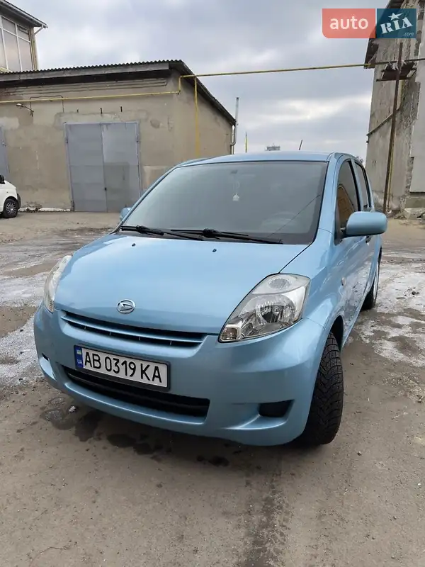 2008 daihatsu sirion
