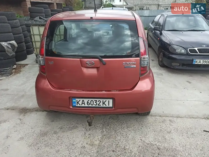 2006 daihatsu sirion