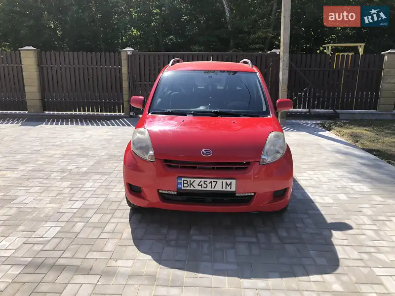 2010 daihatsu sirion