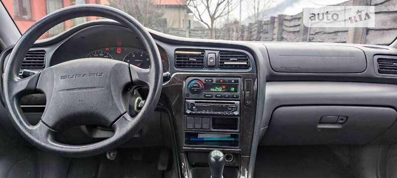 2002 subaru legacy