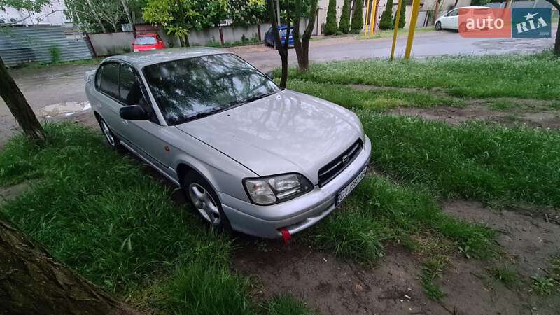 2002 subaru legacy