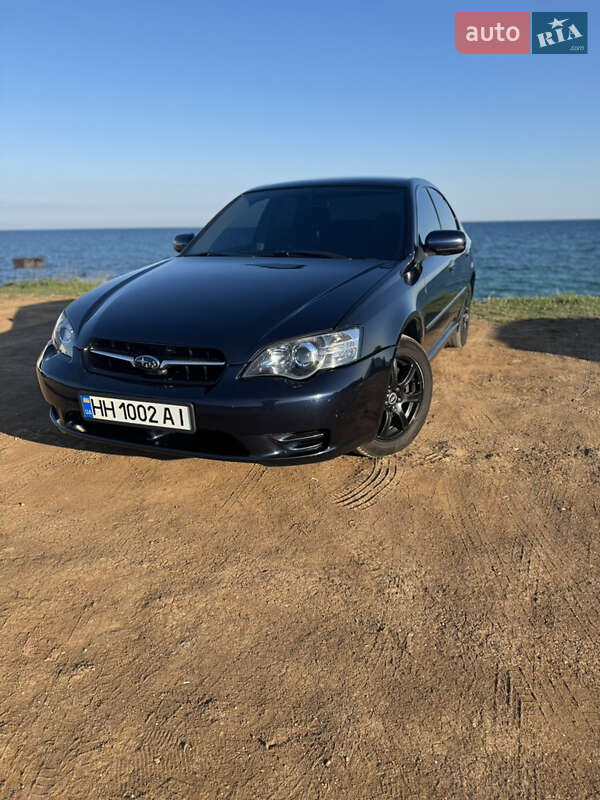 2004 subaru legacy