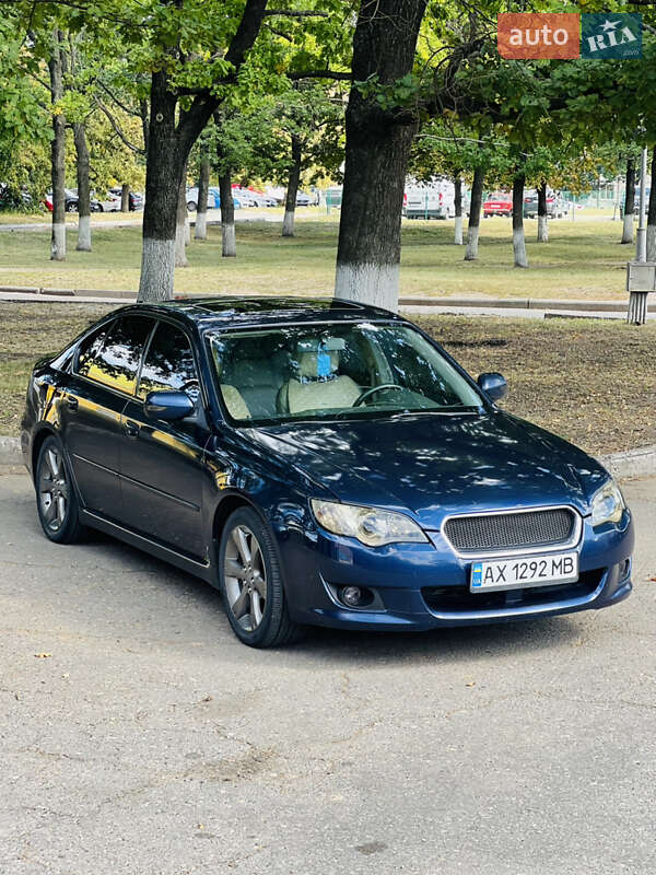 2007 subaru legacy