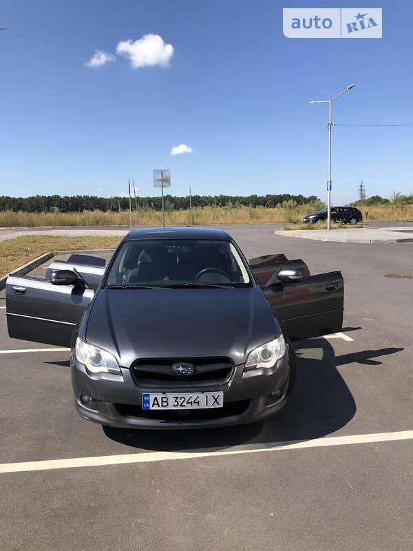 2006 subaru legacy