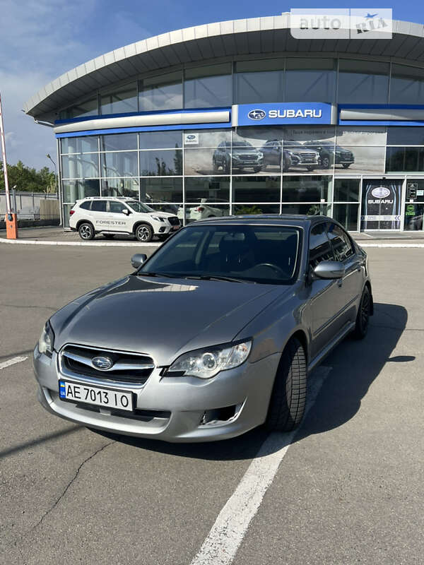 2006 subaru legacy