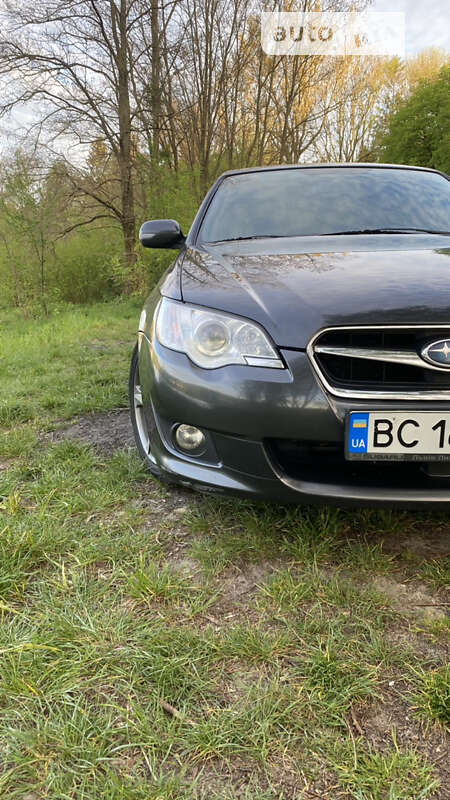 2006 subaru legacy