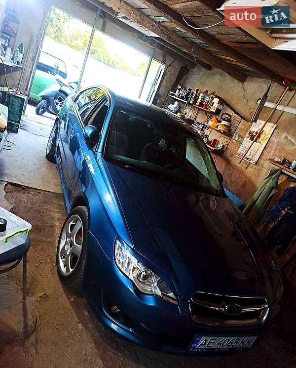 2007 subaru legacy
