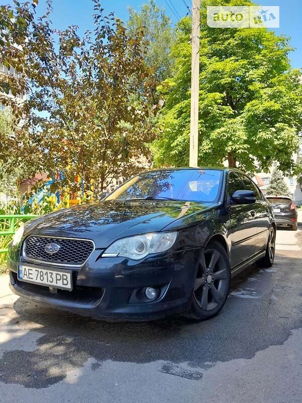 2008 subaru legacy
