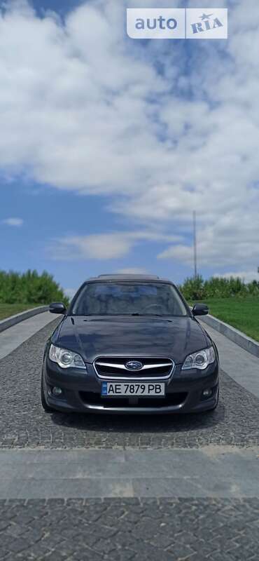 2008 subaru legacy