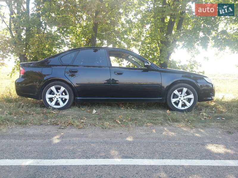2008 subaru legacy