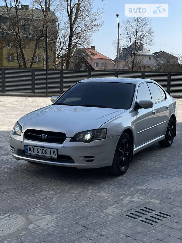 2004 subaru legacy