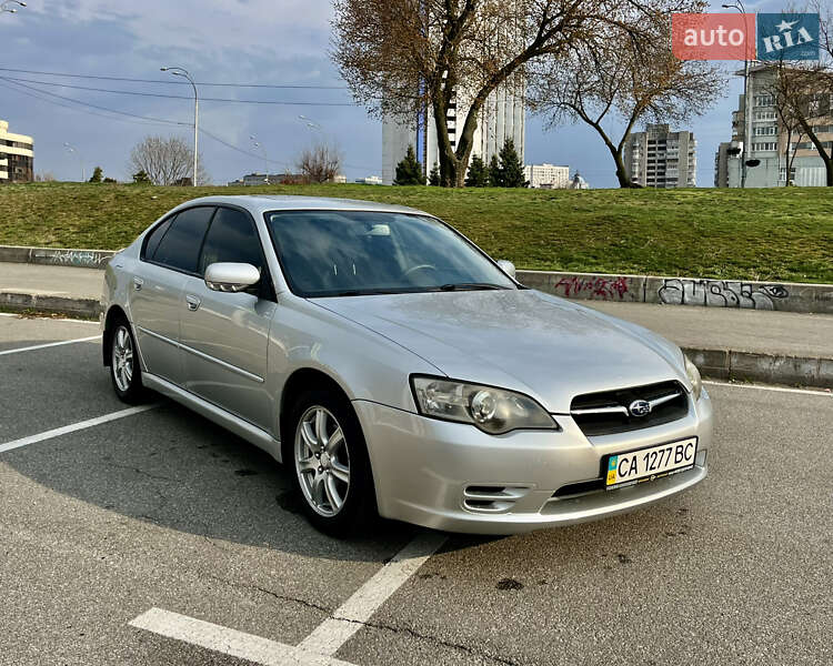 2004 subaru legacy