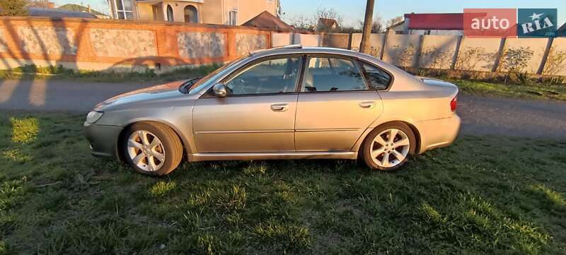 2006 subaru legacy