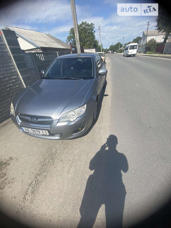 2006 subaru legacy