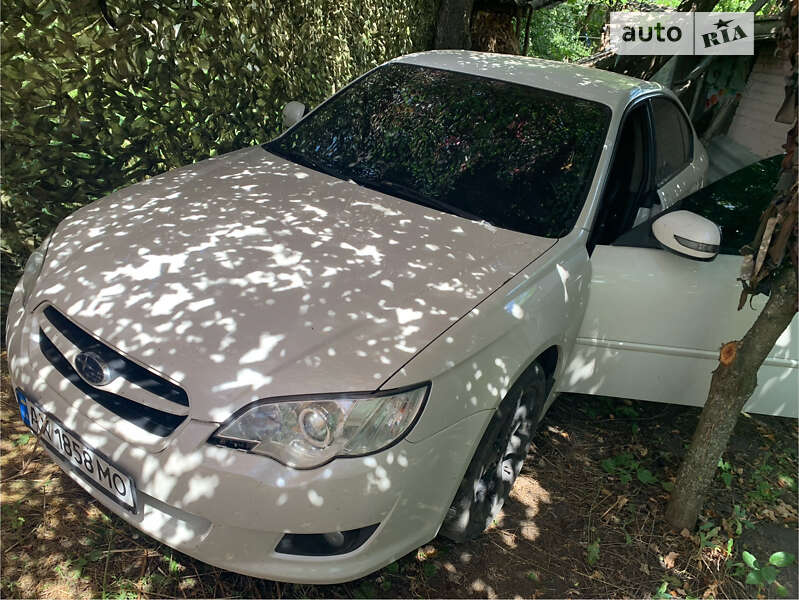 2006 subaru legacy
