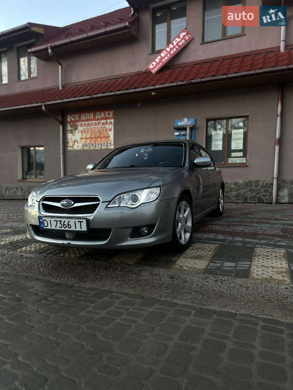2007 subaru legacy