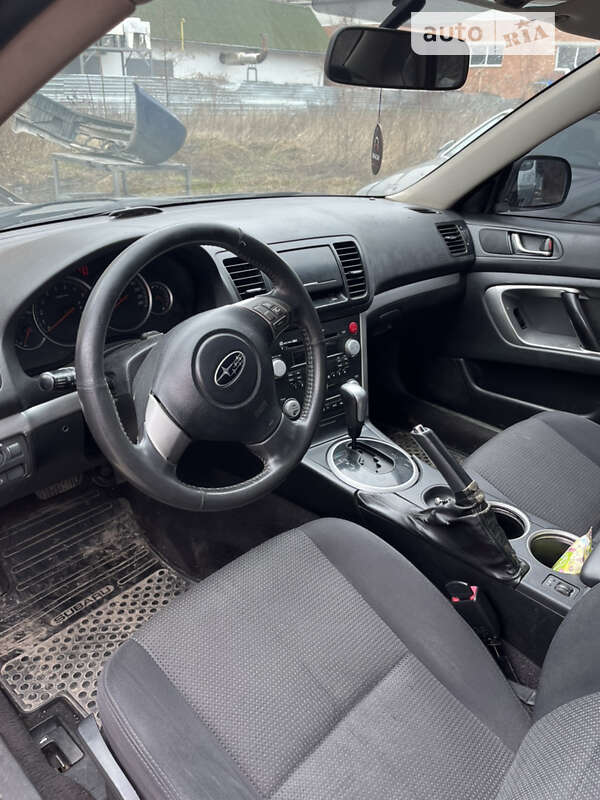 2007 subaru legacy