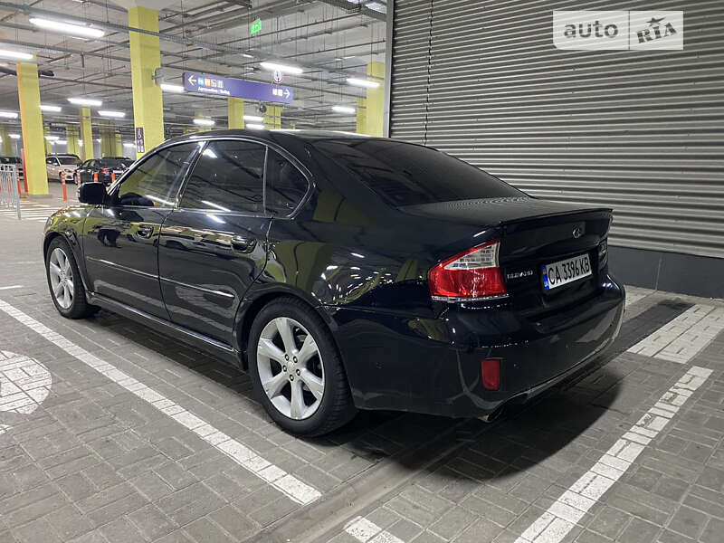 2008 subaru legacy
