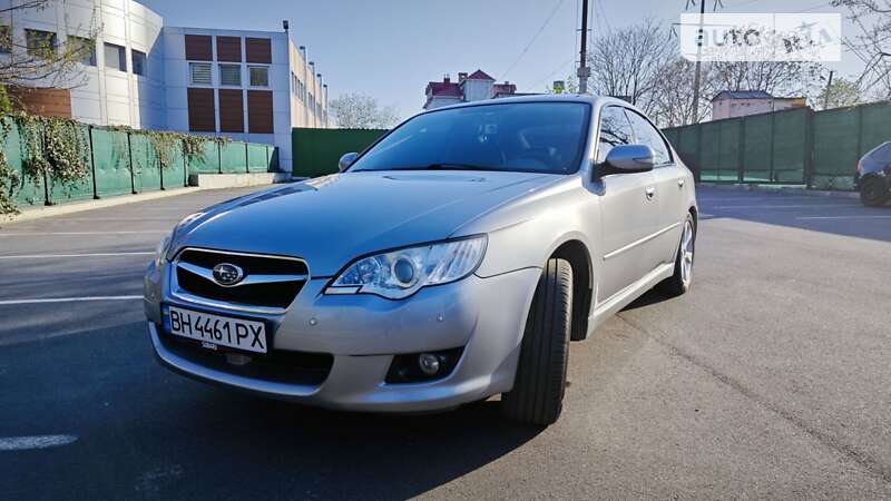 2008 subaru legacy
