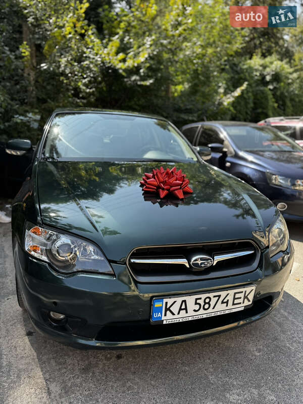 2005 subaru legacy