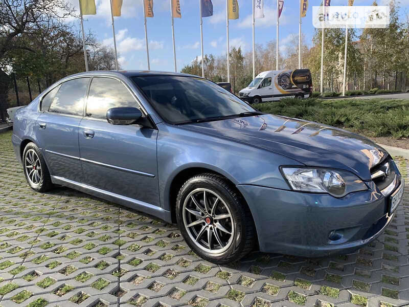 2005 subaru legacy
