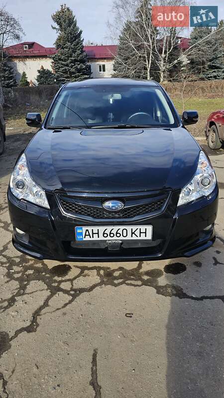 2011 subaru legacy