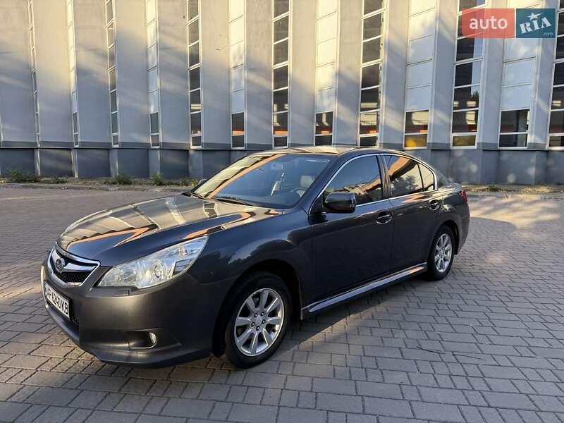 2011 subaru legacy