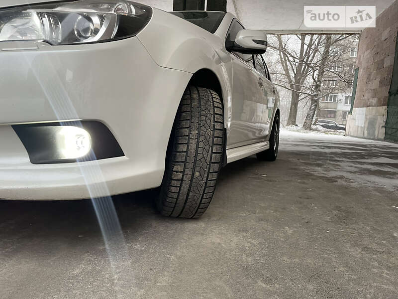 2011 subaru legacy