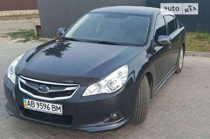 2011 subaru legacy