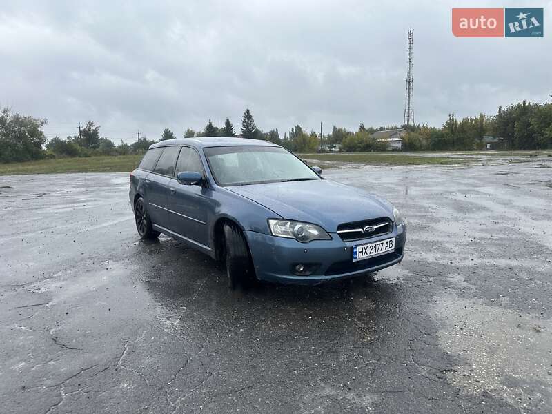 2005 subaru legacy