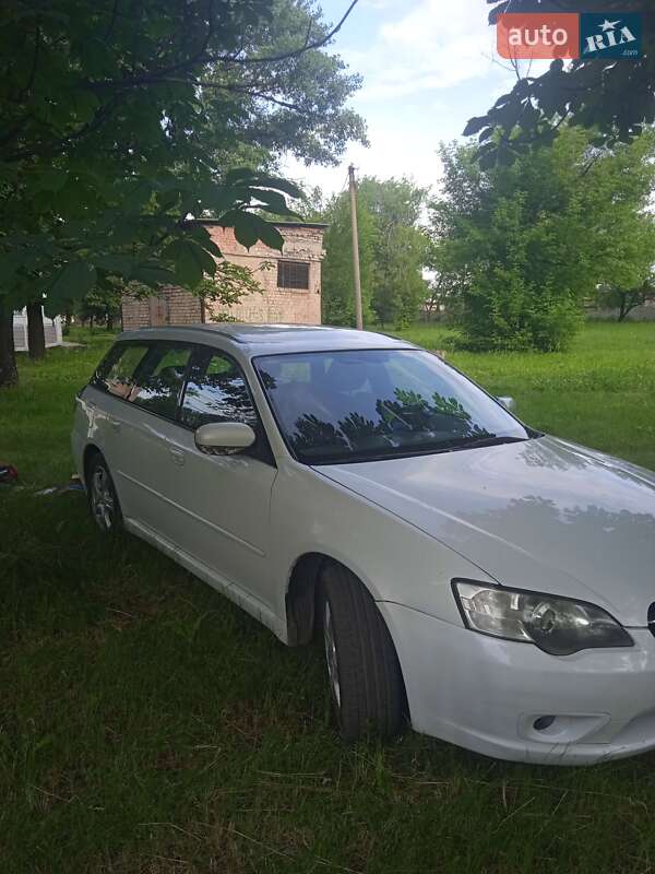 2005 subaru legacy
