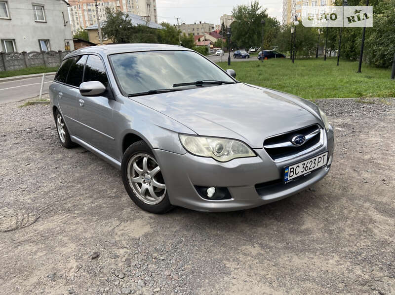 2007 subaru legacy