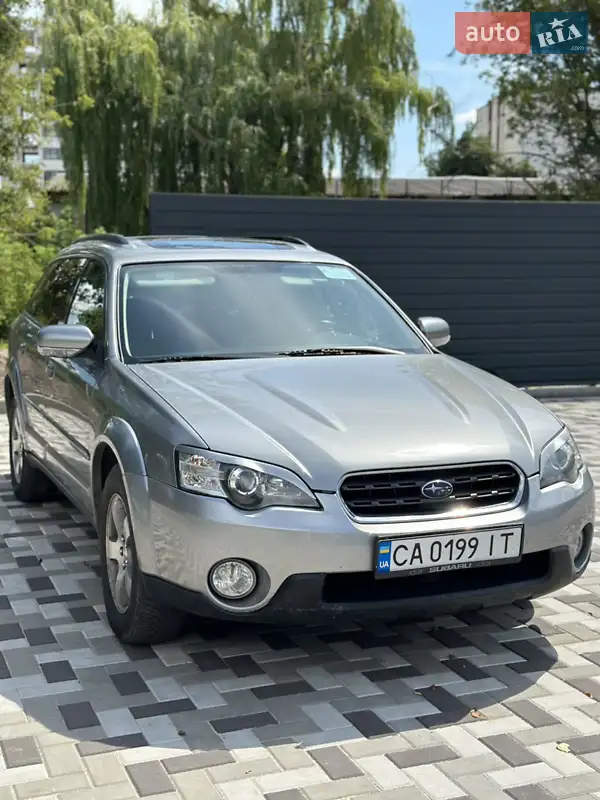2005 subaru legacy