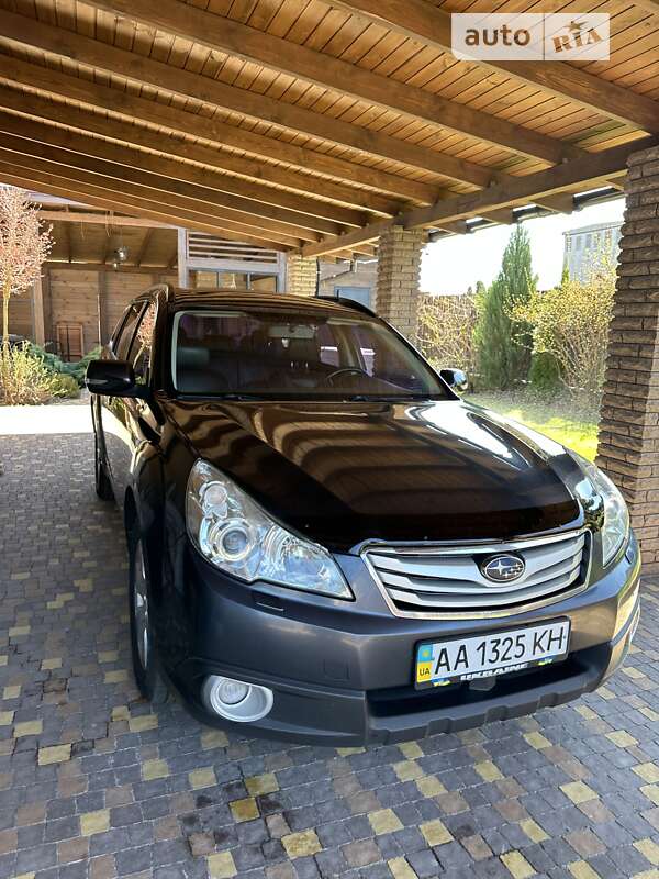 2010 subaru outback