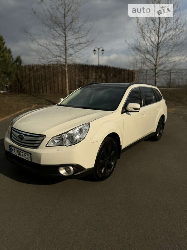2010 subaru outback