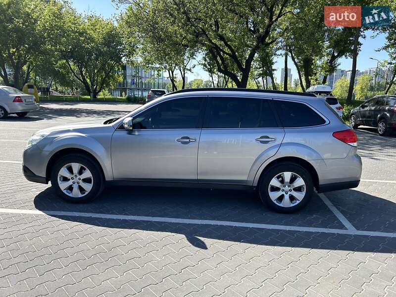 2011 subaru outback
