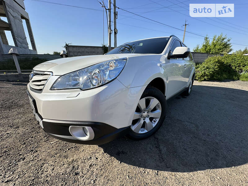 2011 subaru outback