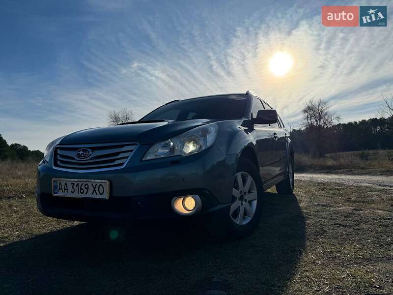 2011 subaru legacy