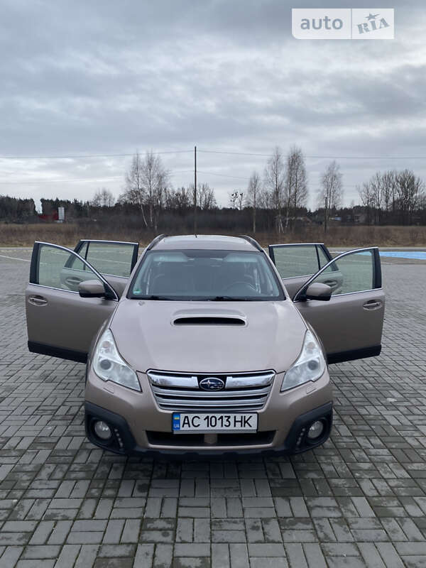 2013 subaru legacy outback