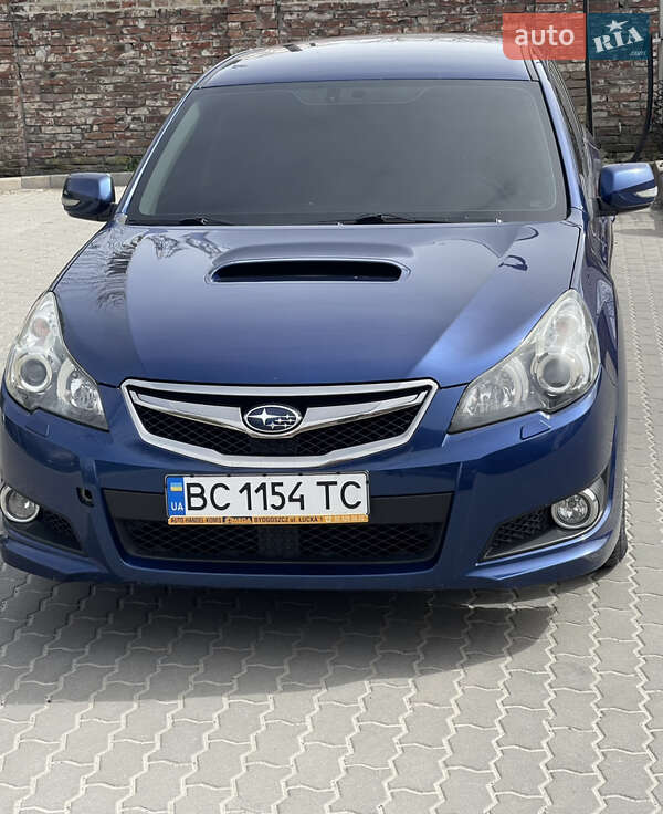 2009 subaru legacy