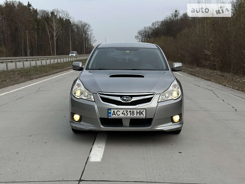 2009 subaru legacy