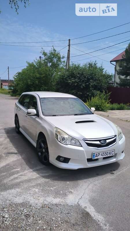 2010 subaru legacy