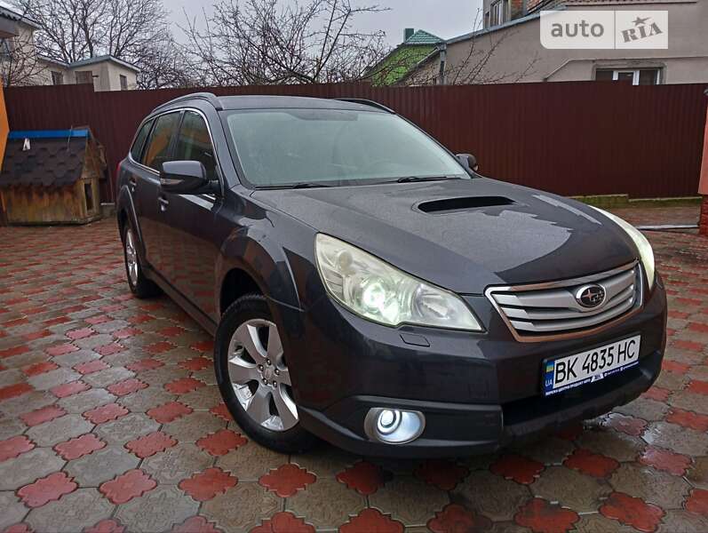 2009 subaru legacy